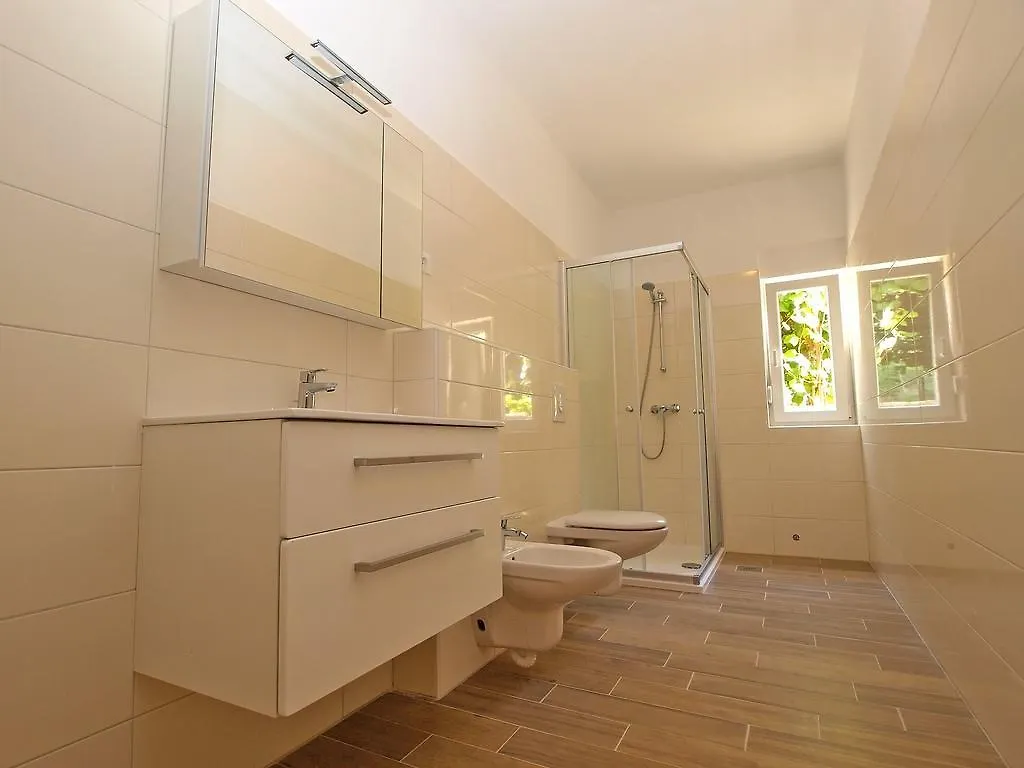 Apartment Marija 1157 Pula 0*,  Croatia