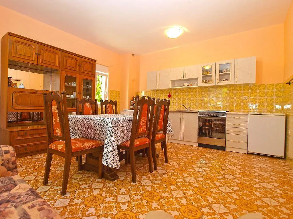 Apartment Marija 1157 Pula