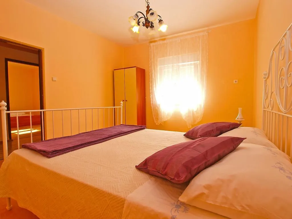 Apartment Marija 1157 Pula